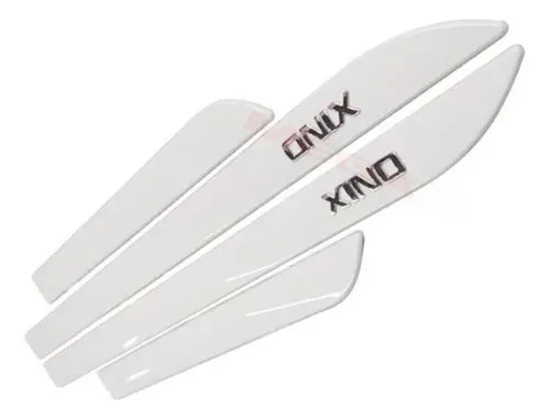 Imagem do produto Friso Lateral Gm Onix Plus Branco Summit Grafia Cromada