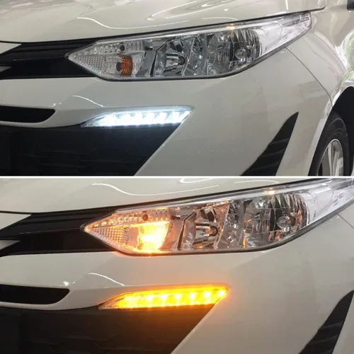 Imagem do produto Par Led Drl Daylight Toyota Yaris Hatch E Sedan Função Seta