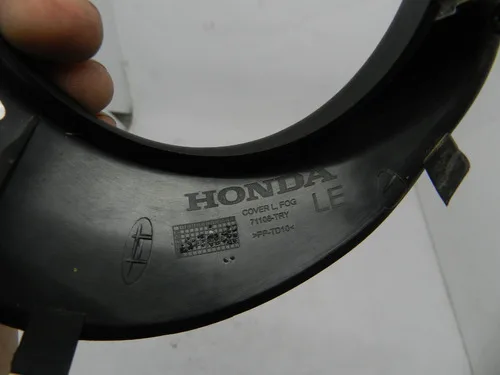 Imagem do produto Moldura Farol Milha Esquerdo Honda Wrv 2018 A 2020 71108try